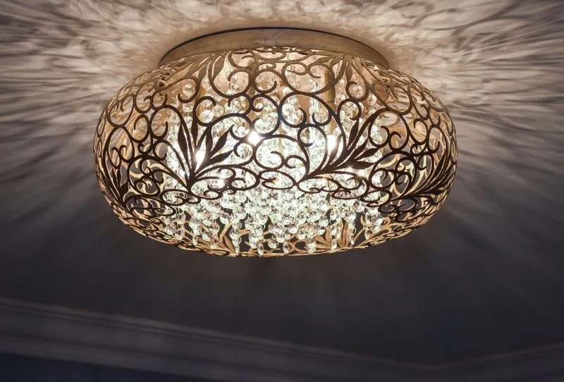 Arabesque 7 Light Flush Mount in Golden Silver