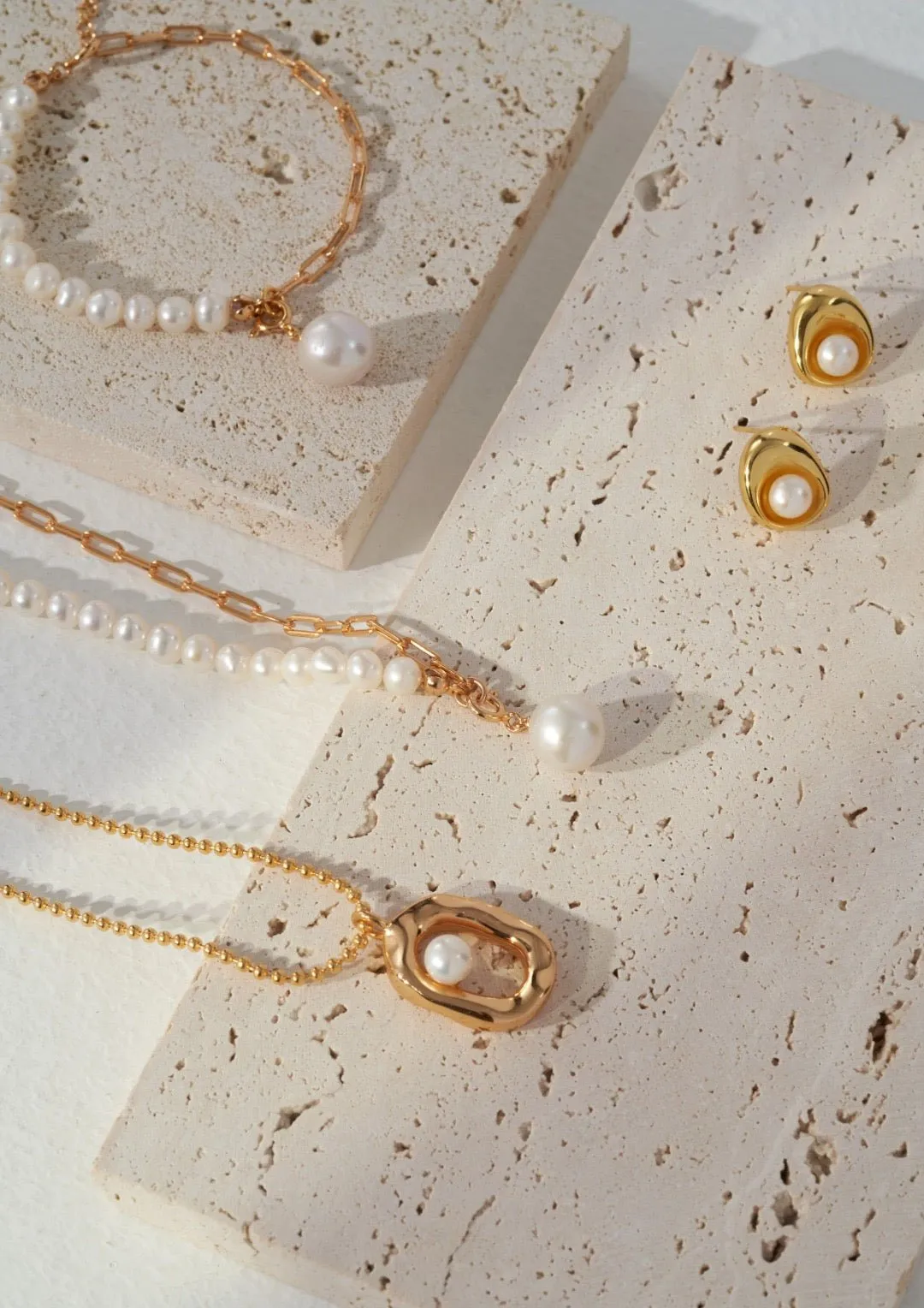 Asymmetric Baroque Pearl Necklace