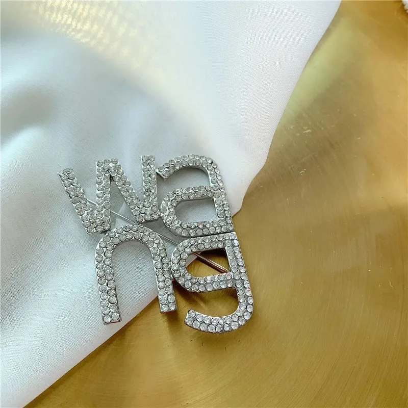 Fashion Pin Letter Alloy Diamond Artificial Gemstones Women'S Brooches