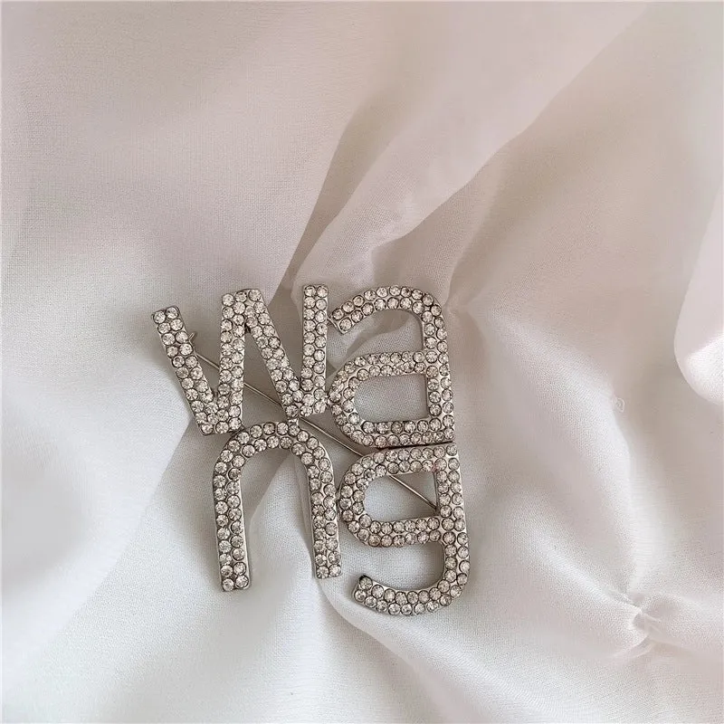 Fashion Pin Letter Alloy Diamond Artificial Gemstones Women'S Brooches