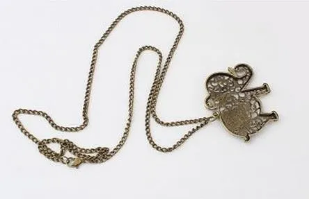 Fashion vintage elephant necklace Vintage necklaces Jewelry for women