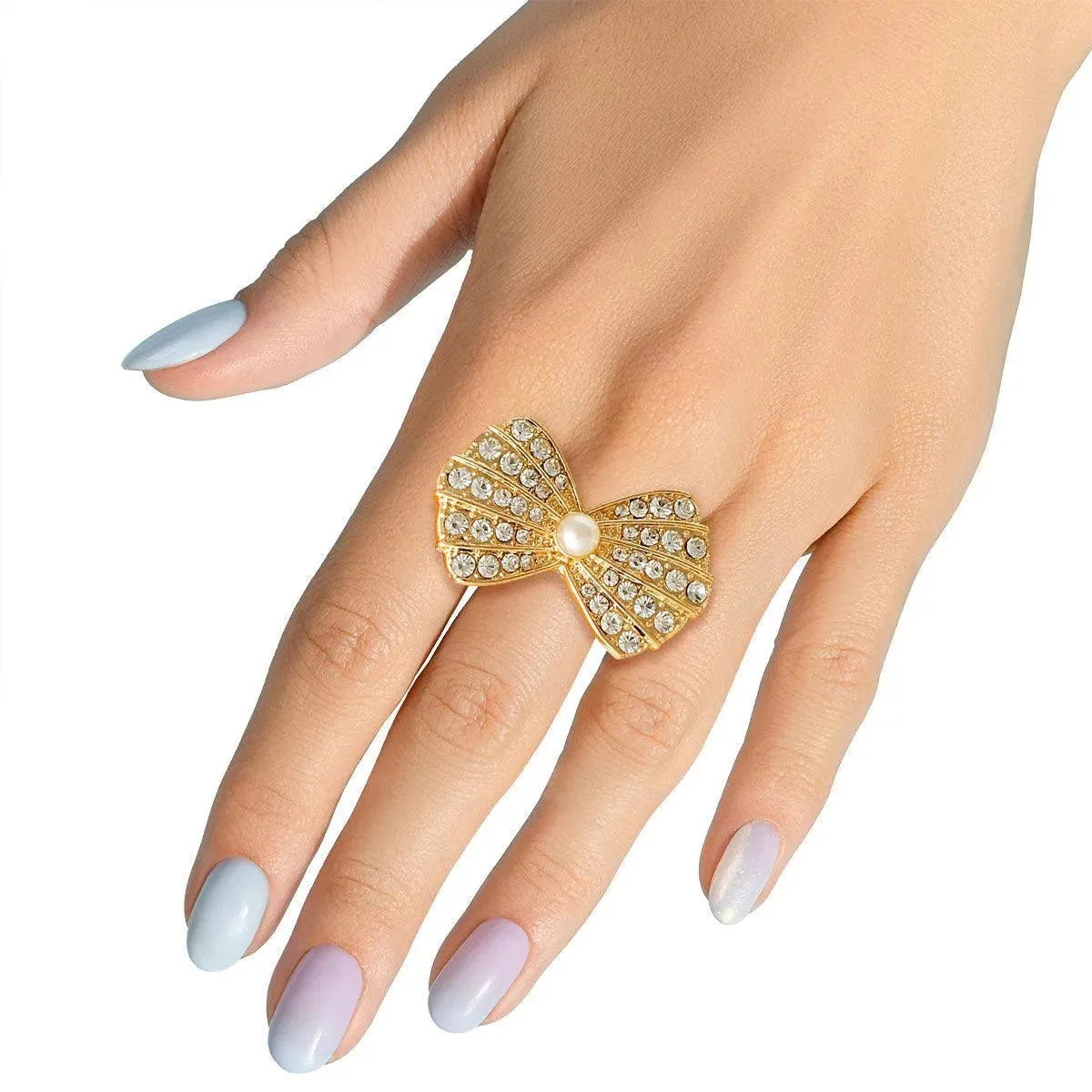 Gold Ring Bow Rhinestones: Must-Have for Fashionistas - Elevate Any Look