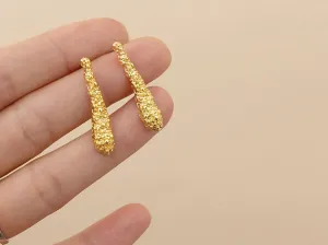 Irregular Bump Long Earrings