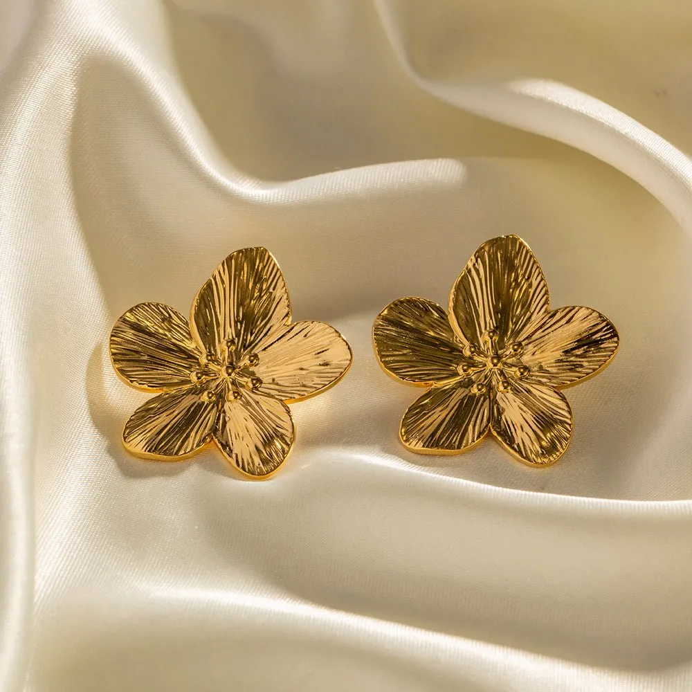 MAC170 Retro Simple Alloy Flower Stud Earrings