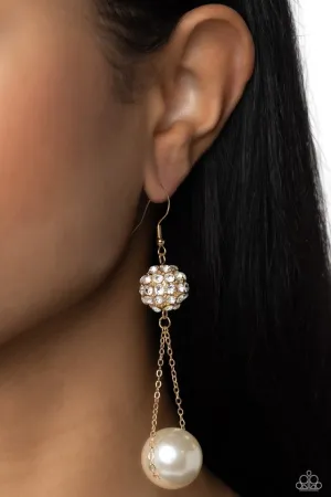 Paparazzi Earring ~ Ballerina Balance - Gold