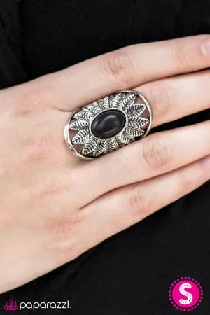 Paparazzi Ring ~ Natural Habitat - Black