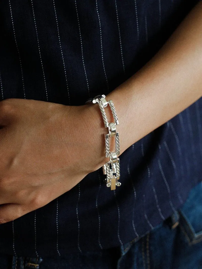 Retro Frosted Gold Square Chain Bracelet