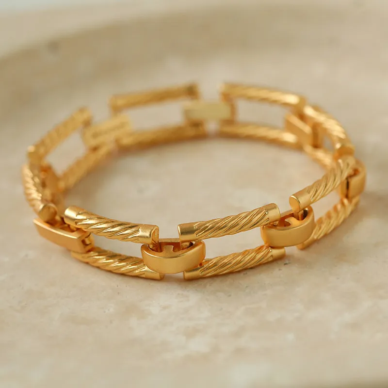 Retro Frosted Gold Square Chain Bracelet