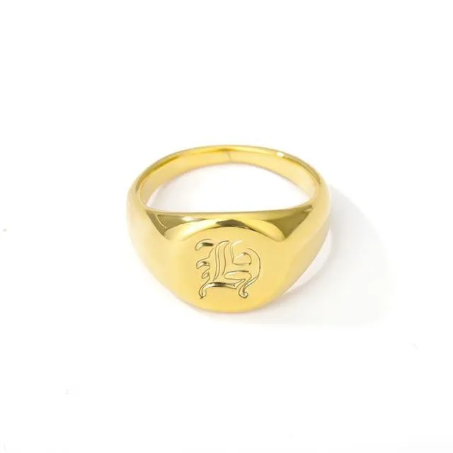 Sadie Monogrammed Signet Ring