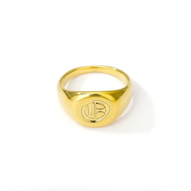 Sadie Monogrammed Signet Ring