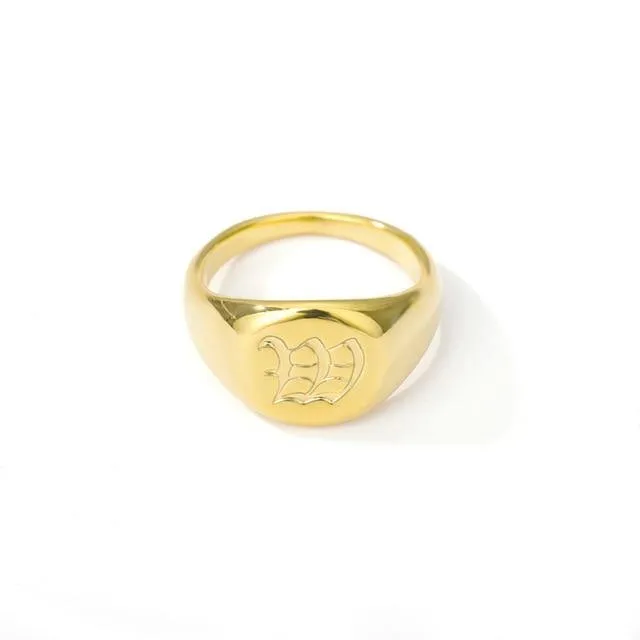 Sadie Monogrammed Signet Ring